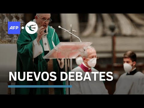 El papa abre un nuevo ciclo de debates sobre el futuro de la Iglesia católica