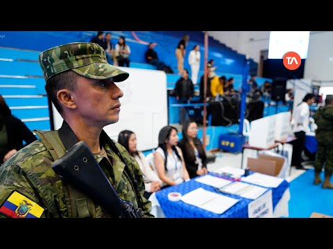 59 000 policías vigilarán recintos electorales en Ecuador durante las elecciones