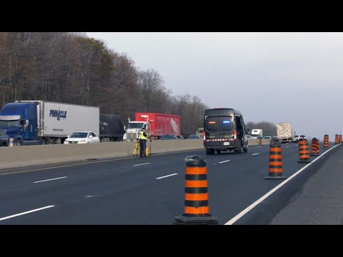 Wheel detached from van causes fatal 401 crash near Cambridge, Ontario