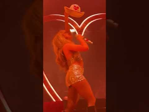 Sabrina Carpenter - Bad For Business | EICS Tour Atlanta