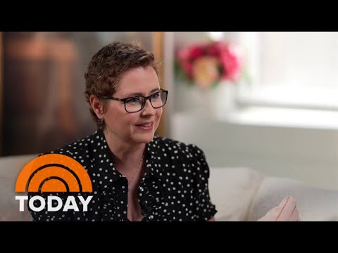 Jenna Fischer, 'The Office' star, shares her breast cancer journey