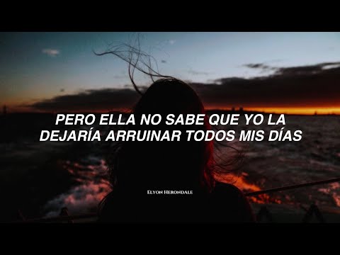 Gracie Abrams - Amelie (Letra en Español)