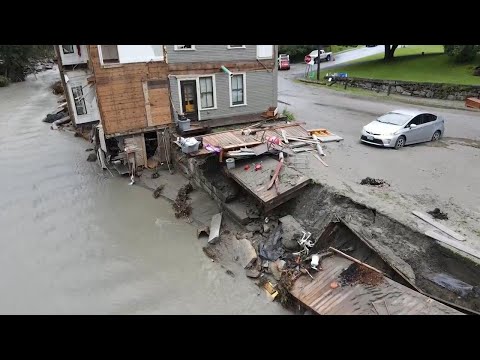 Vermont town comes together for flood recovery