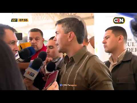 El presidente Santiago Peña en la feria de la Agricultura familiar ''Semana Santa Ra´arõ''