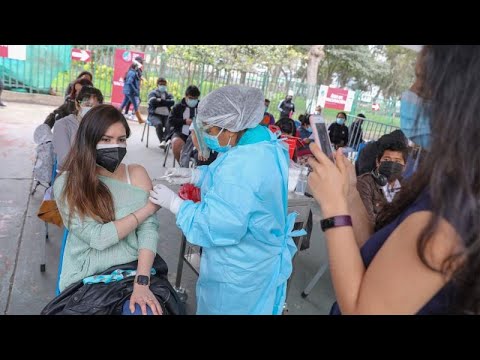 ¡Atención! Se inició la vacunación a personas mayores de 23 años en Lima y Callao