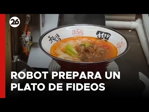 CHINA | Robot prepara un plato de fideos en pocos segundos