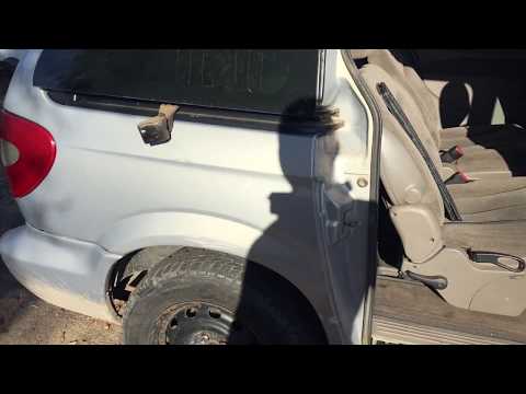 Chrysler Voyager 2001 m. dalys