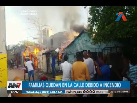 Incendio consumió 4 casas y afectó a otras 7 en Portoviejo