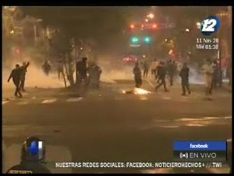 Se registran violentas manifestaciones en Perú