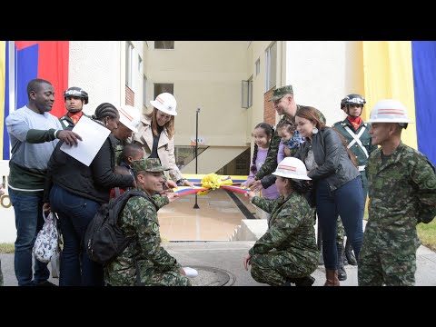 Instituto de Casas Fiscales entregó 40 viviendas remodeladas a familias de suboficiales del Ejército