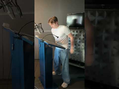 Die Postproduktion wird es richten 😉 Bei Fünf Freunde Junior im Studio #synchronsprecher #shorts