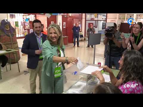 Una presidenta de mesa celebra el voto de la candidata de Vox proclamando en voz alta ¡Por España!