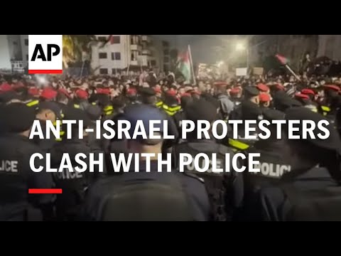 Anti-Israel protesters clash with police near Israeli embassy in Amman