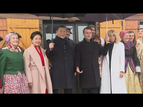 Macron et Xi arrivent au col du Tourmalet, dans les Pyrénées | AFP Images