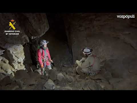 Salen ilesos los dos espeleólogos que desaparecieron el sábado en una cueva en Soba (Cantabria)