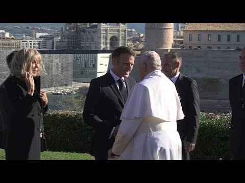 Macron accueille le pape François au Palais du Pharo à Marseille | AFP Images