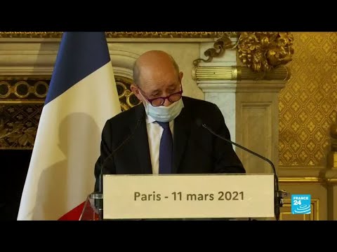 Paris accuse les responsables libanais de non assistance à pays en danger