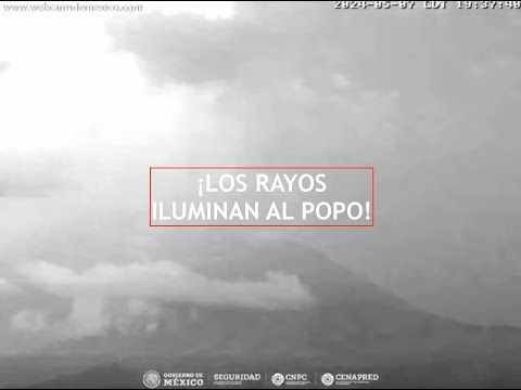 ? #POPOCATÉPETL | ¡Los rayos lo iluminan! El #Volcán #EnVivo