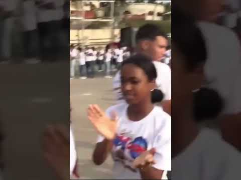 Récord en Cuba: 1.500 personas bailando 'casino'