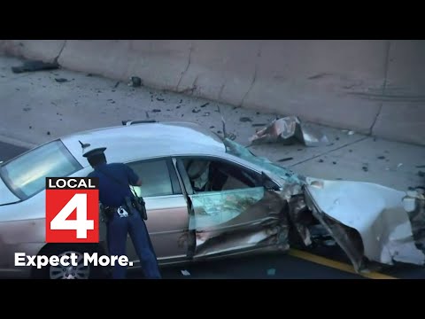 Multiple people injured, 2 seriously, in wrong-way head-on crash on I-75 in Detroit