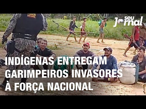 Indígenas entregam garimpeiros invasores à Força Nacional, em Roraima