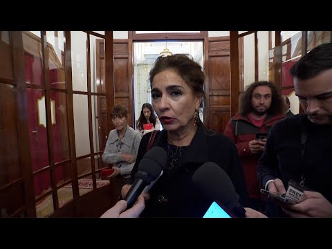 Montero justifica la moción de censura en Pamplona
