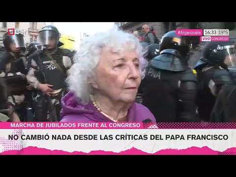 Vieja zurda kirchnerista insulta a efectivos de Prefectura Naval Argentina (25 septiembre 2024)