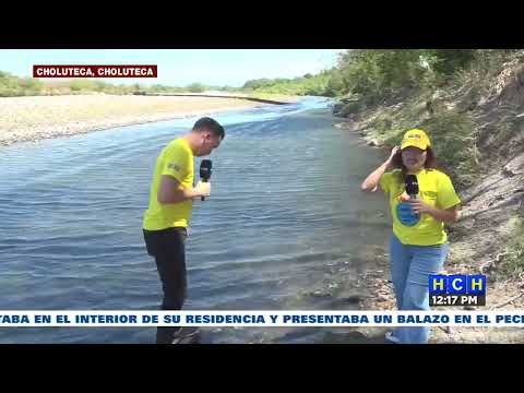 #ArielaCáceres con ganas de meterse al río en Choluteca