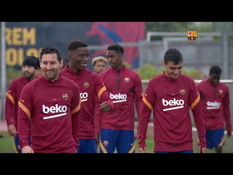 Messi retomó los entrenamientos grupales con el plantel del Barcelona