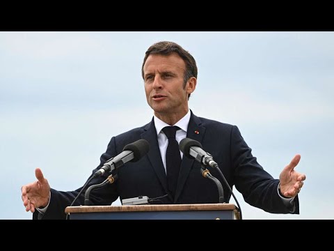 Emmanuel Macron en Ukraine : derrière moi, la guerre !