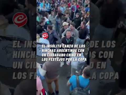 Hinchas Argentinos le cantan a un ciudadano Chino en Londes: Baja los precios, LPQLP
