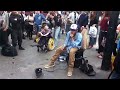 Londons street DJ makin DUBSTEP