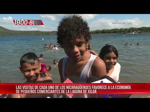 Familias disfrutan su fin de semana en la laguna de Xiloá - Nicaragua