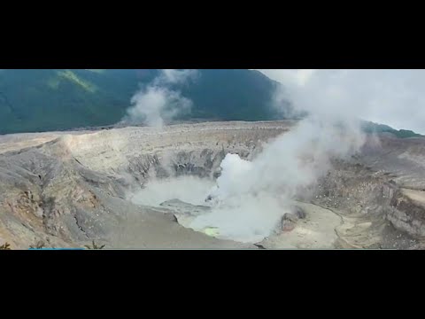 Erupción en volcán Poás