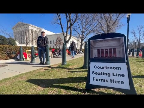 Line begins to form to get into Supreme Court for Trump case on Thursday