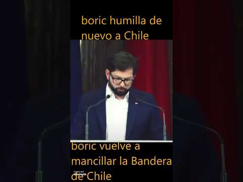 #breakingnews #boric humilla la #Bandera de #Chile y la pone al revés