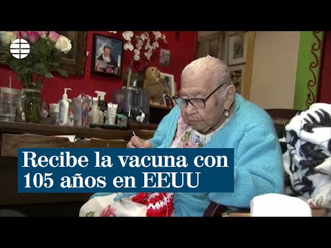 Una mujer de 105 años recibe la vacuna del coronavirus en Estados Unidos