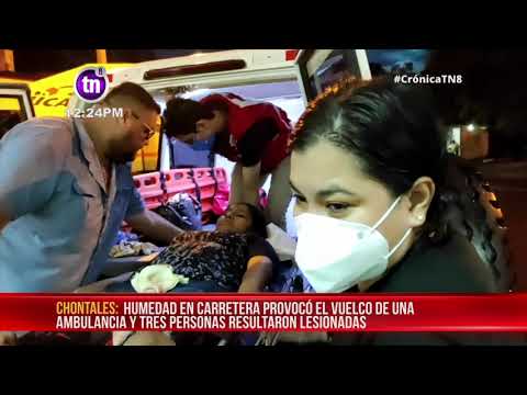 Conductor de ambulancia pierde el control y se vuelca en Chontales - Nicaragua