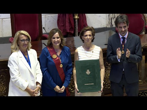 Barberá, oficialmente Alcaldesa Honoraria de la ciudad de València a título póstumo
