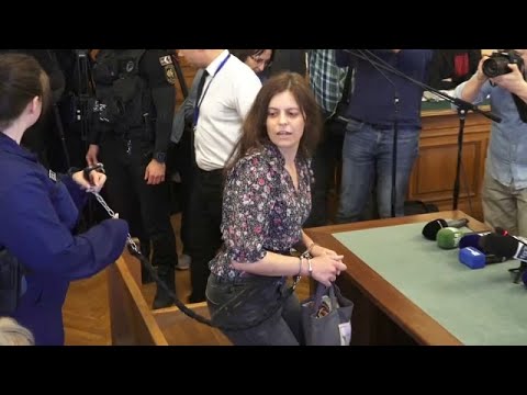 El padre de Ilaria Salis en el Parlamento Europeo: No buscamos inmunidad sino un juicio justo