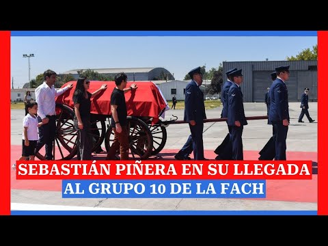 Presidente Gabriel Boric encabeza honores a Sebastián Piñera en su llegada al Grupo 10 de la FACh