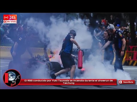 El RB8 conducido por Yuki Tsunoda se incendia durante el showrun de Red Bull en Taichung Taiwán