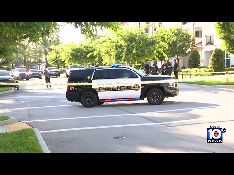 Man fatally shot inside Miramar gated community, police search for gunman