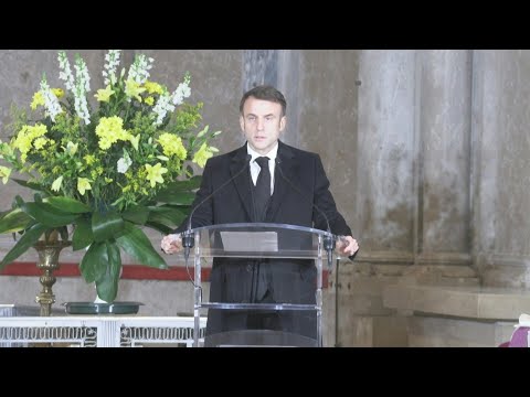 Emmanuel Macron aux Obsèques de Gérard Collomb: Je sais tout ce que je vous dois | AFP Extrait