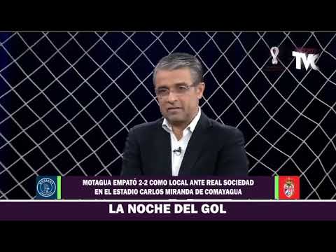 Juan Carlos Pineda se rinde ante la cancha del estadio Carlos Miranda de Comayagua