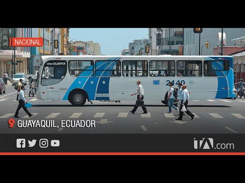 Gran movimiento vehicular se observa en las principales calles de Guayaquil -Teleamazonas