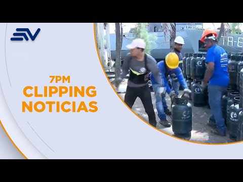 La demanda de cilindros no alcanza para 33 mil habitantes de Galápagos | Televistazo | Ecuavisa