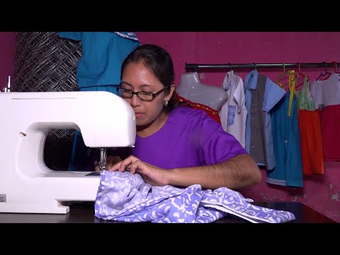 Joven nicaragüense apasionada por la moda emprende su negocio en Managua