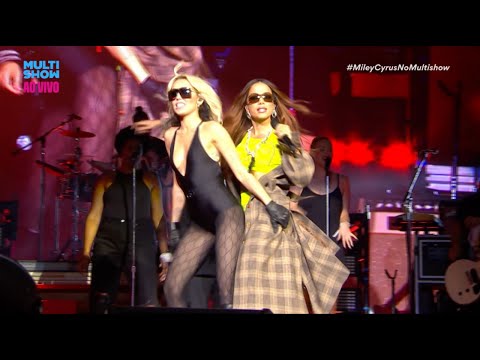 Miley Cyrus & Anitta - Boys Don´t Cry Live at Lollapalooza Brazil 2022
