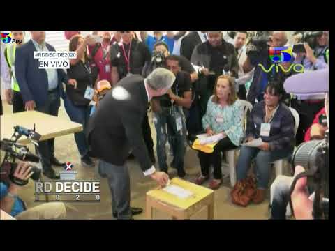 Gonzalo Castillo ejerce su voto #RDDecide2020